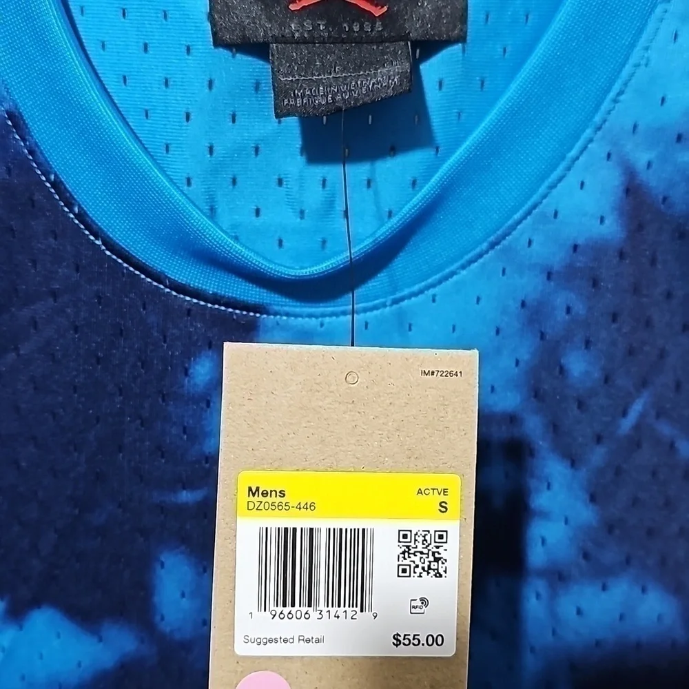 Air Jordan Basketball Jersey Size Small NWT